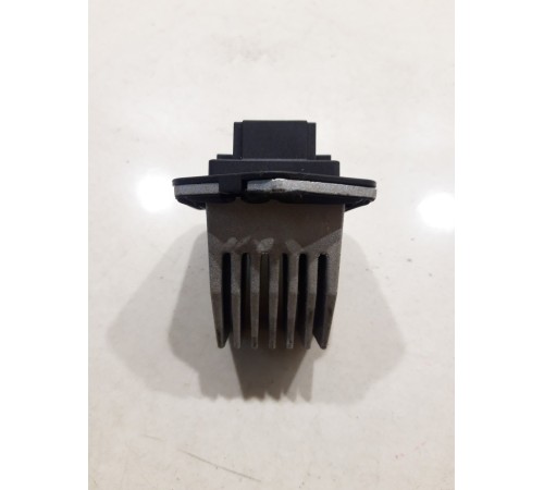 Резистор отопителя(печки)