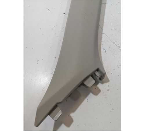 Обшивка стойки передняя правая