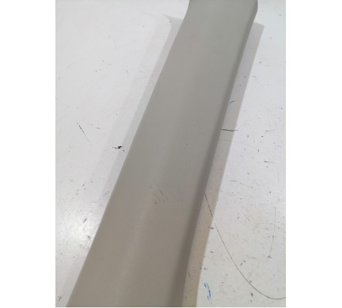 Обшивка стойки передняя правая