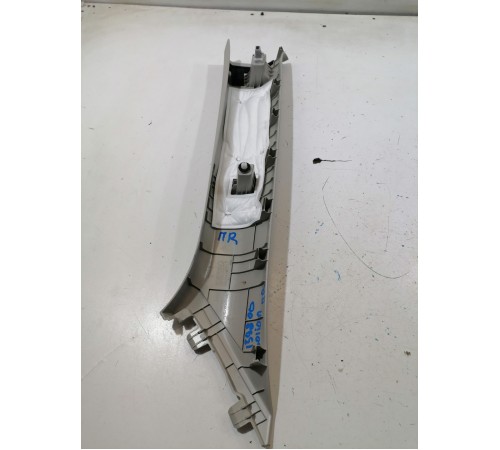 Обшивка стойки передняя правая