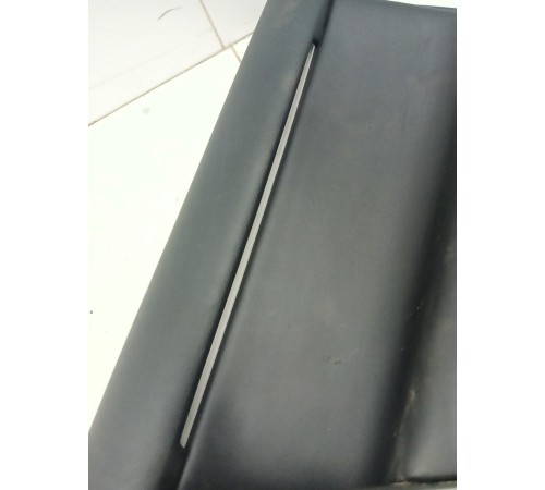 Обшивка двери передняя правая