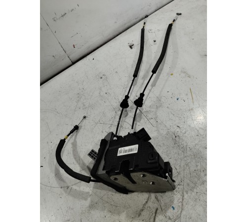 Замок двери задний левый