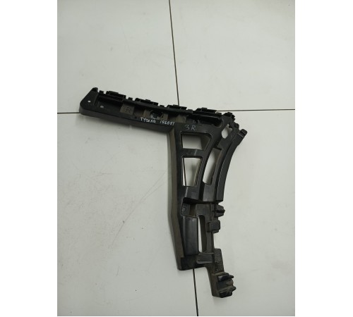 Кронштейн заднего бампера правый