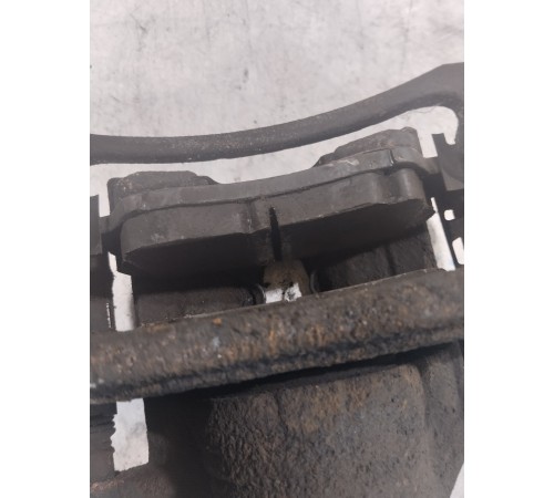 Суппорт передний левый