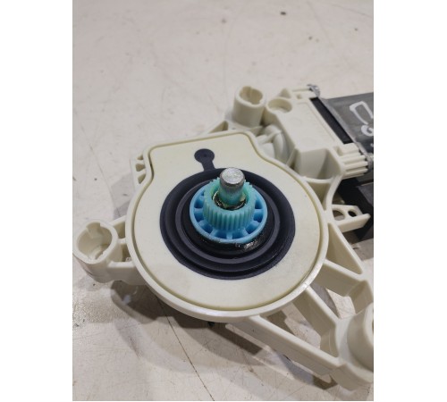 Моторчик стеклоподъемника (передний левый)