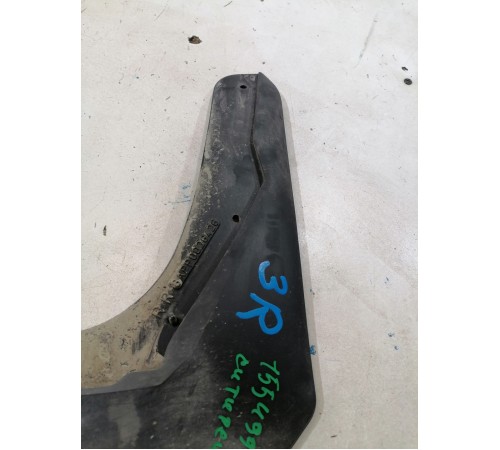 Брызговик задний правый