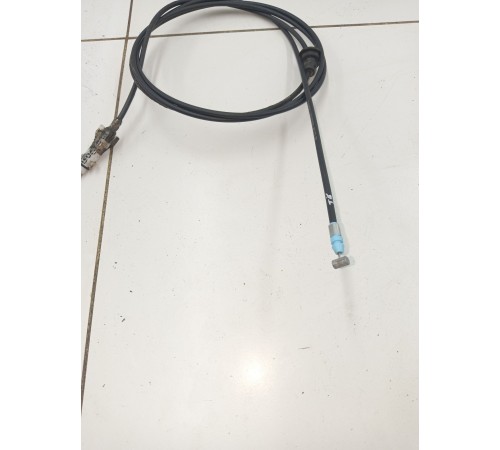 Трос открывания лючка бензобака