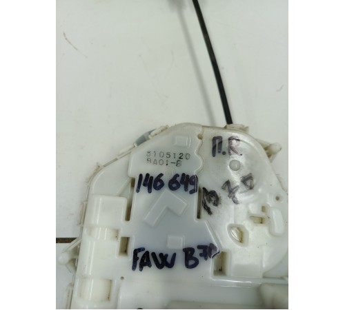 Замок двери передний правый