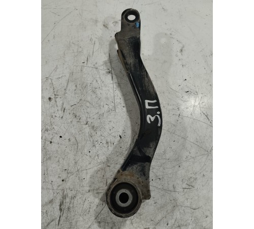 Рычаг подвески(задний правый)