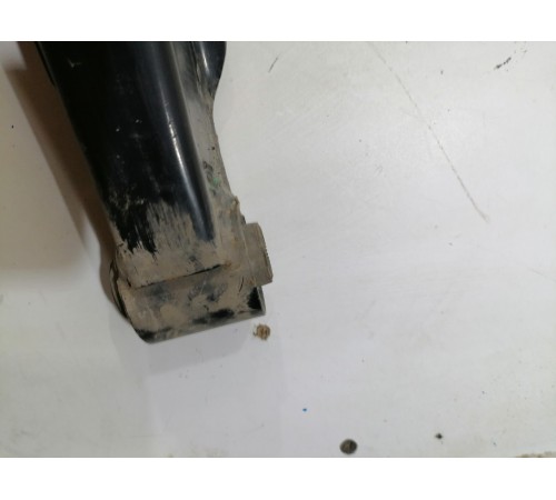 Рычаг задний поперечный