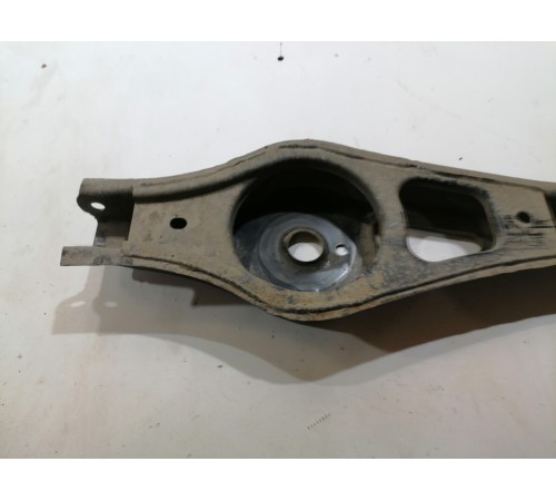 Рычаг задний поперечный