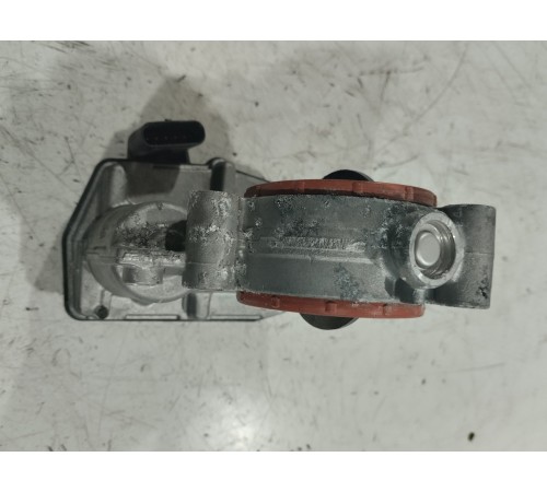 Дроссельная заслонка