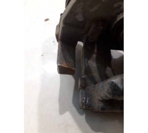 Суппорт (задний, правый)