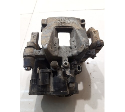 Суппорт (задний, правый)