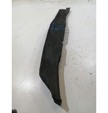 Уплотнитель крыла левый