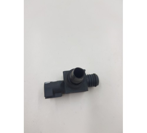 Датчик давления вакуумного усилителя тормозов