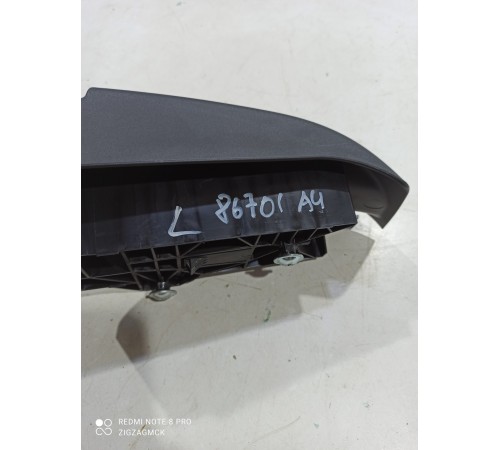 Направляющая ремня безопасности левая