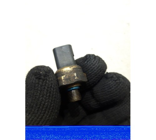 Датчик давления масла