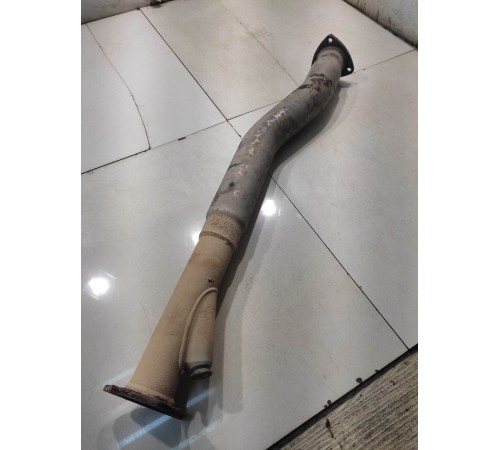 Промежуточная труба глушителя