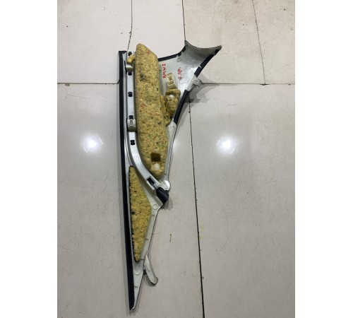 Обшивка стойки(задняя правая)