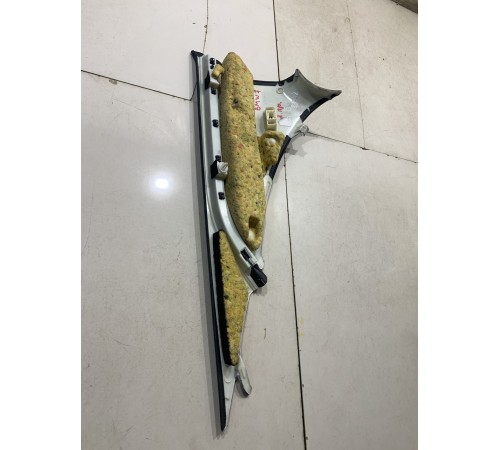 Обшивка стойки(задняя правая)