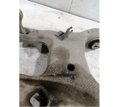 Рычаг задний левый нижний