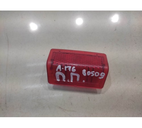 Отражатель двери(передний правый)