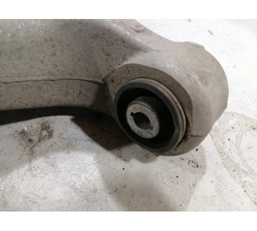 Рычаг задний левый нижний