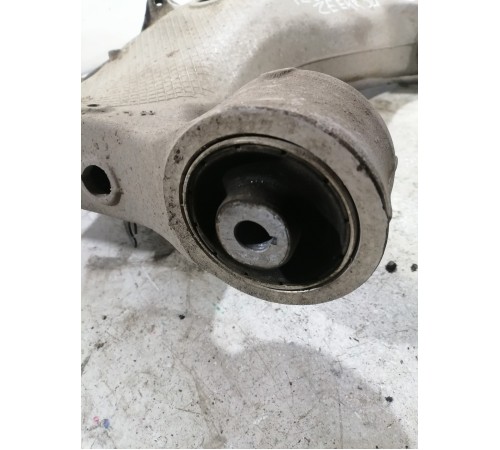 Рычаг задний левый нижний