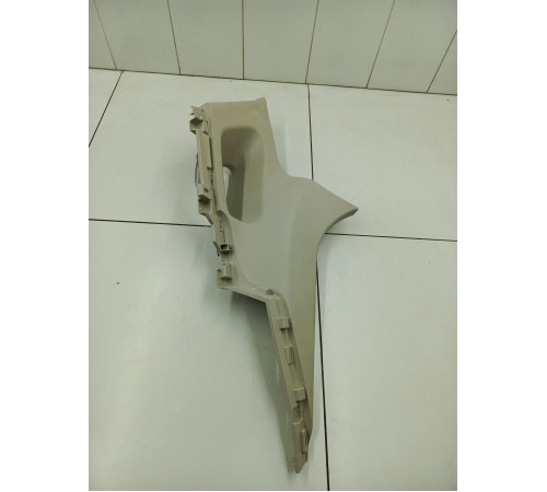 Обшивка стойки задняя правая