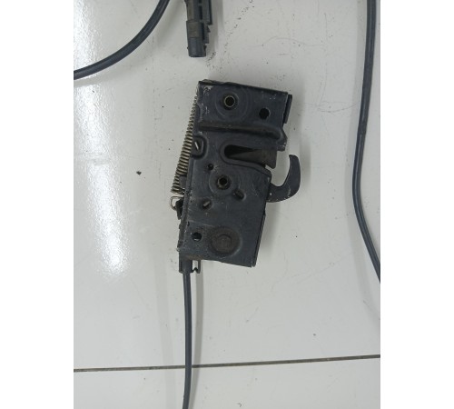 Замки капота