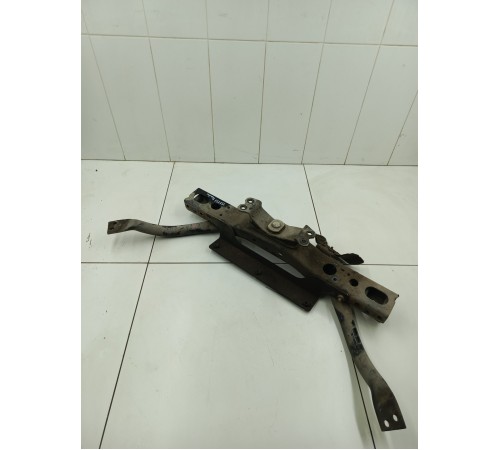 Балка крепления АКПП