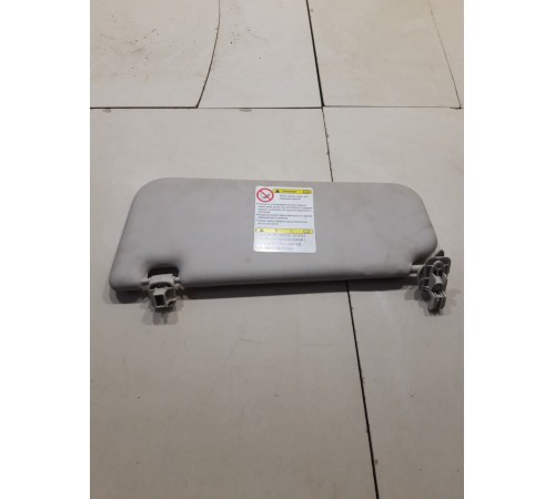 Козырек солнцезащитный(правый)