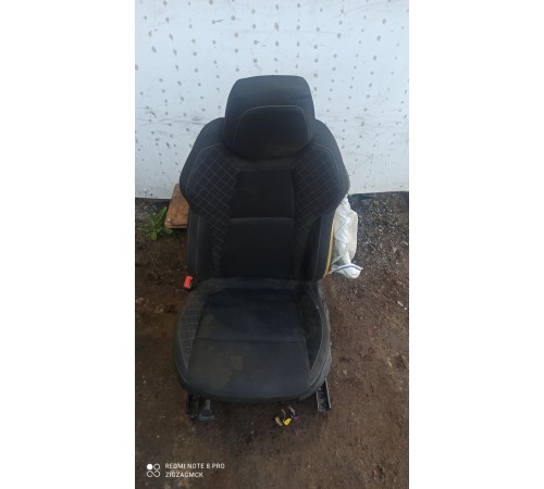 Сиденье переднее левое