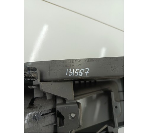 Накладка торпедо бардачок левый