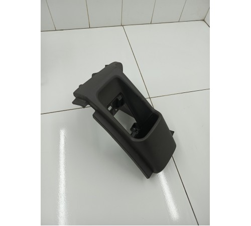 Накладка торпедо бардачок левый