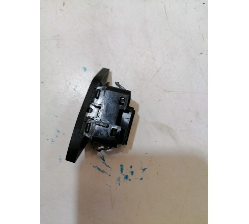 Кнопка блокировки дверей