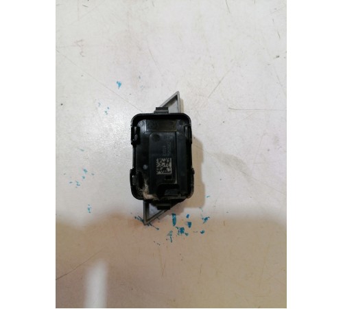 Кнопка блокировки дверей