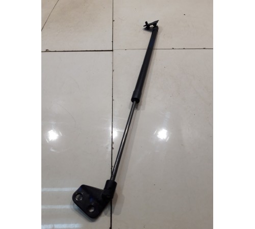 Амортизатор багажника(правый)