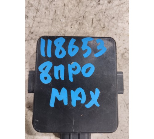 Датчик парктроника угловой правый