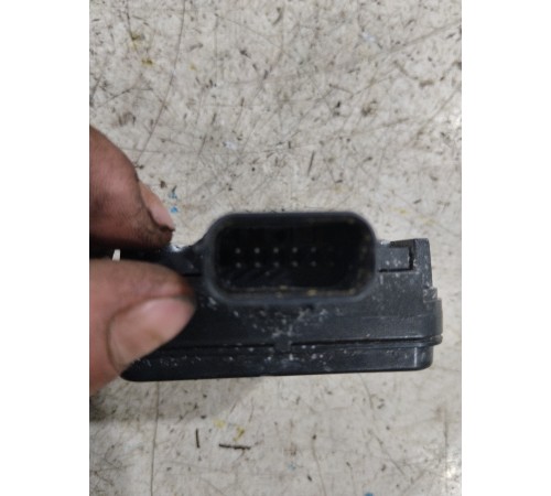 Датчик парктроника угловой правый