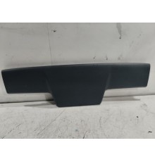 Обшивка крышки багажника