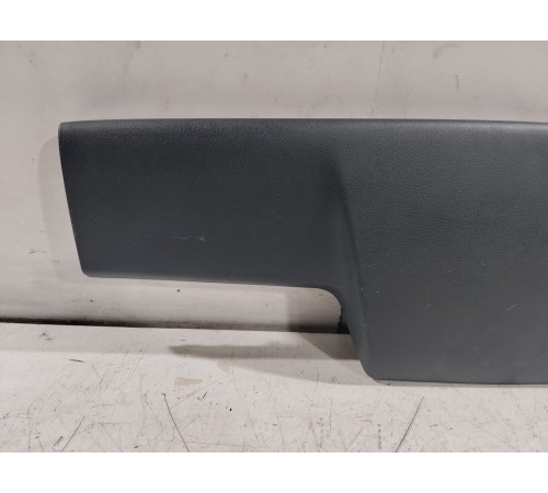 Обшивка крышки багажника