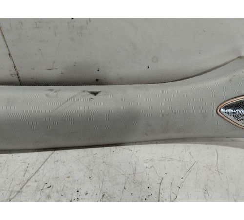 Обшивка стойки лобового стекла правая