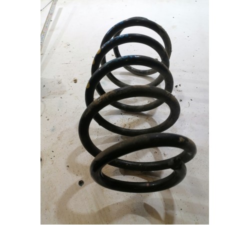Пружина подвески передняя