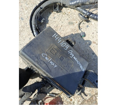 Электропроводка подкапотная с монтажным блоком