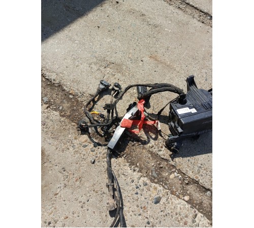 Электропроводка подкапотная с монтажным блоком