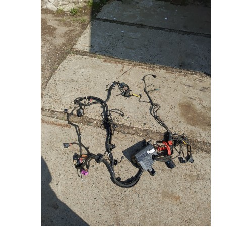 Электропроводка подкапотная с монтажным блоком