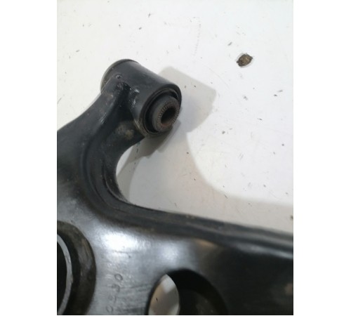 Рычаг подвески передний правый