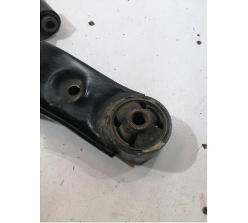 Рычаг подвески передний правый